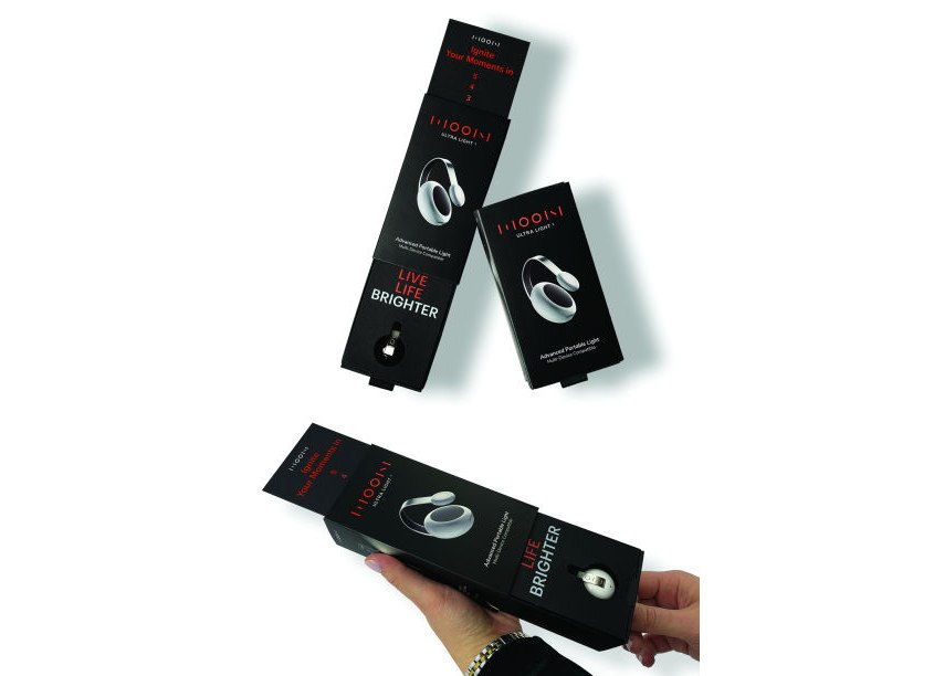 MOON UltraLight 2 Packaging by Stephen Gould Corporation/BurgoPak, Ltd.